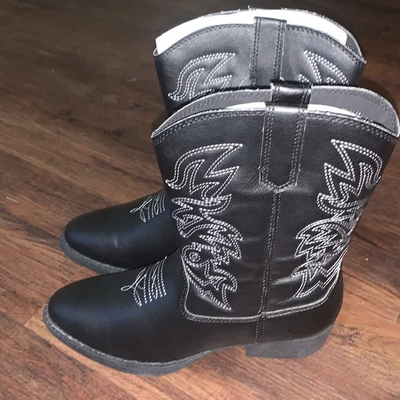 New Deer Stags Ranch Western boots black, size 5M new with box - Picture 4 of 6